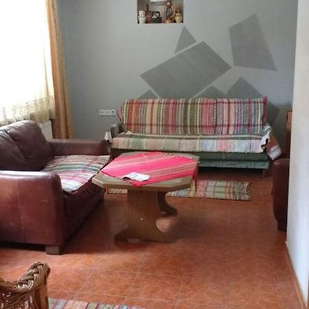 Апартаменти В Березному Velikiy Bereznyy Esterno foto